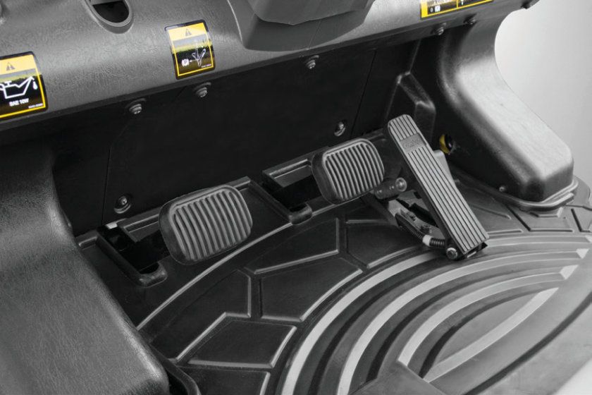 Khoang lái xe nâng gas 5 tấn Hyundai