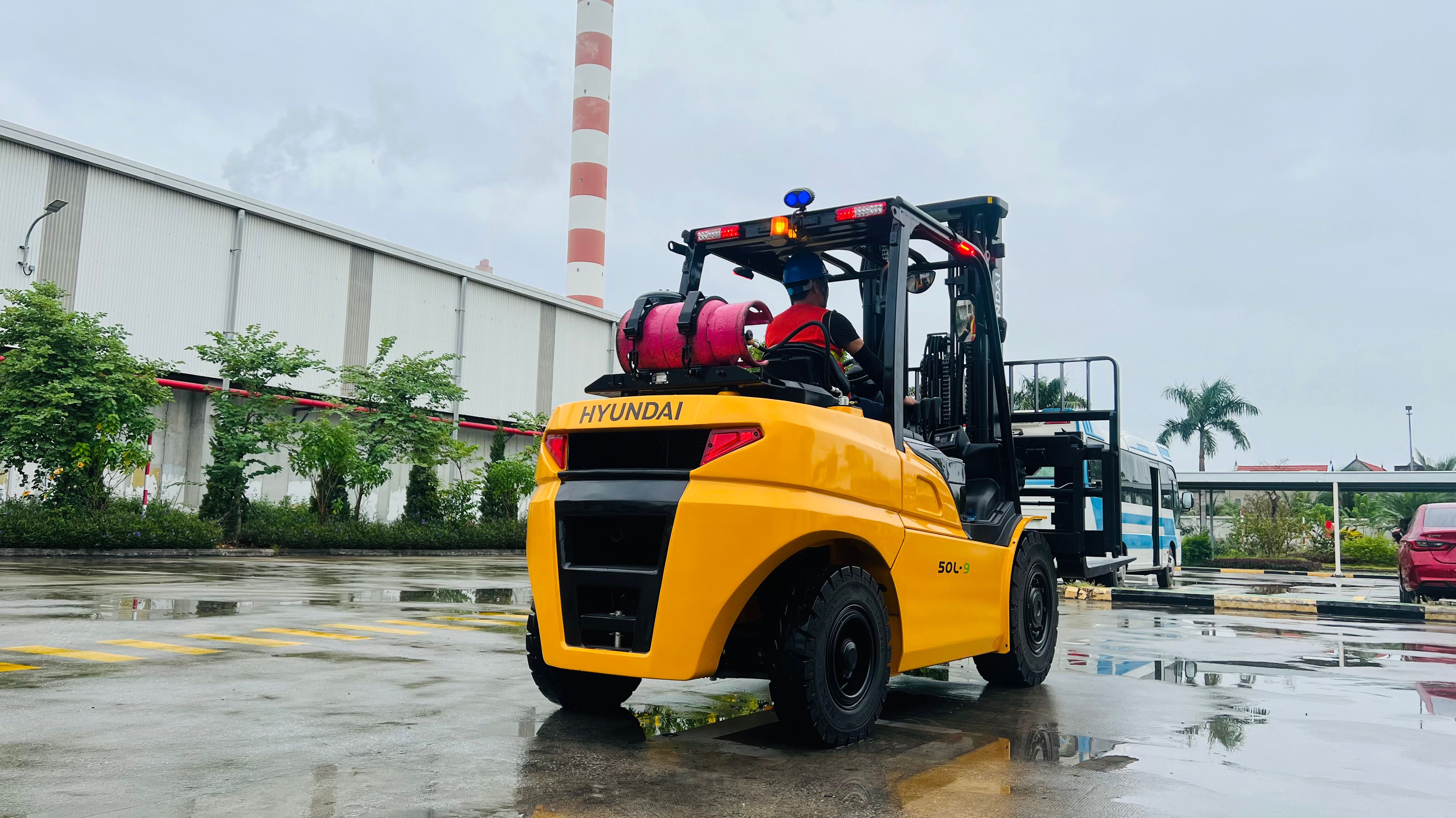 Xe nâng gas (LPG) 5 tấn chính hãng Hyundai, giá tốt