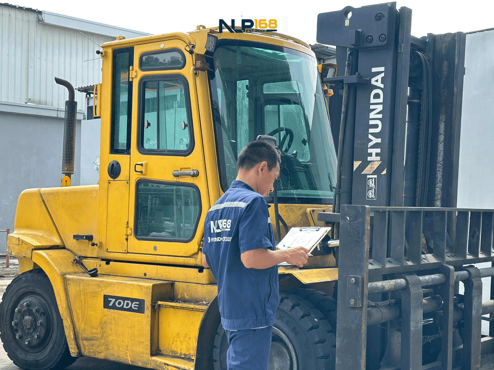 Sửa chữa và bảo dưỡng xe nâng dầu 7 tấn Hyundai
