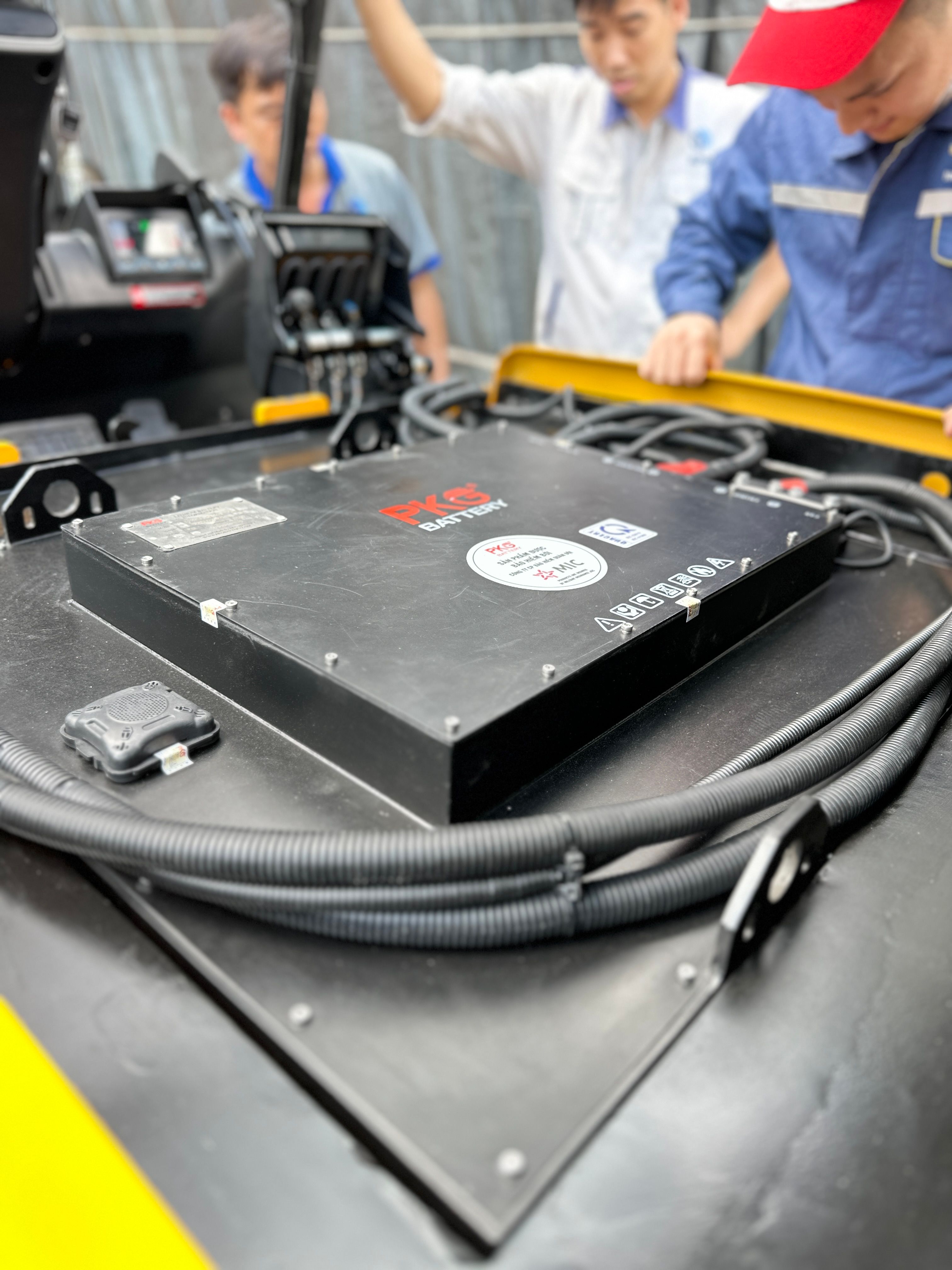 Pin Lithium trên xe nâng điện