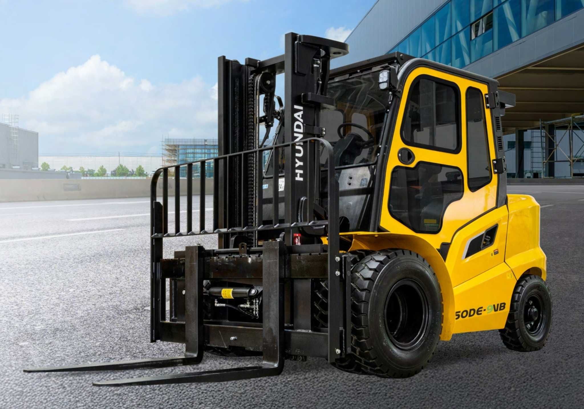 Xe nâng dầu 5 tấn 50DE-9VB Hyundai (1).jpg