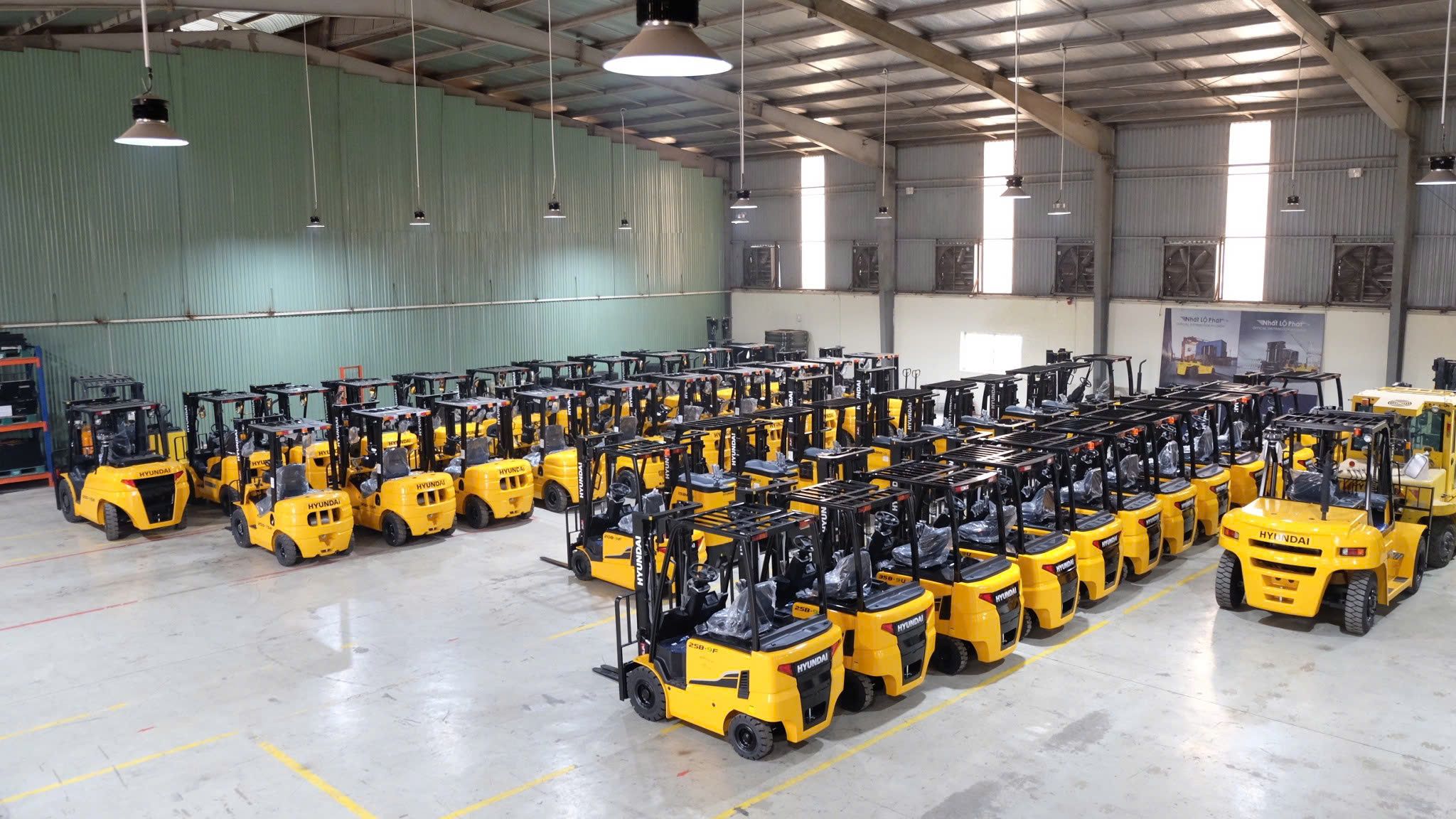 Xe nâng Hyundai tại Nhất Lộ Phát 168